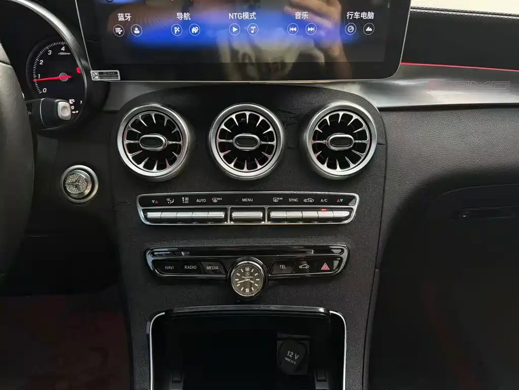 Mercedes-Benz GLC — миниатюра 13