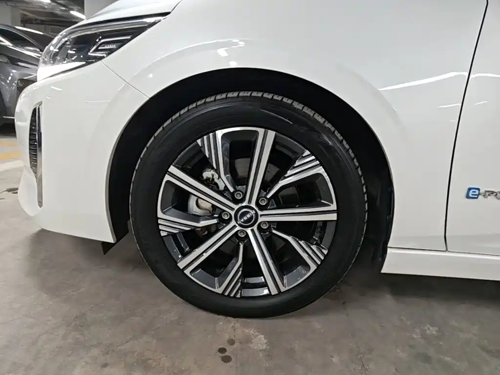 Nissan Sylphy — миниатюра 23