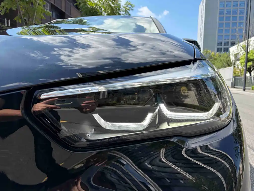 BMW X5 (Import) — миниатюра 3