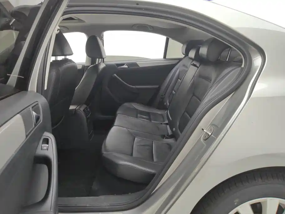Volkswagen Sagitar — миниатюра 11