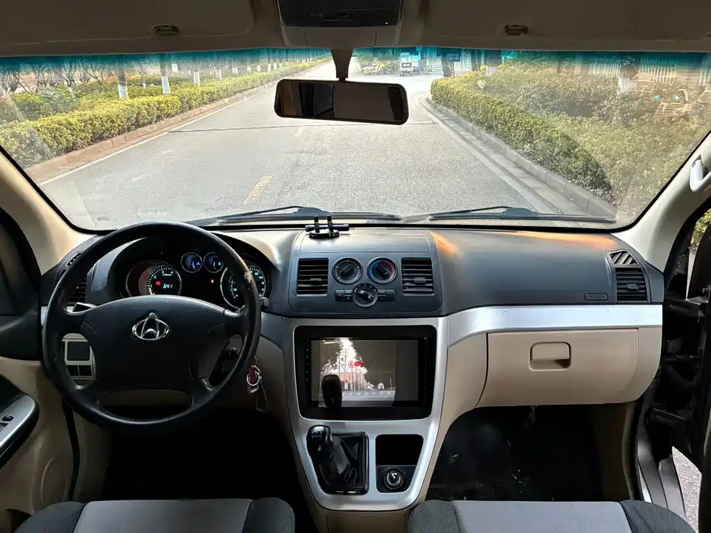 CHANGAN CHANGAN RUIXING M90