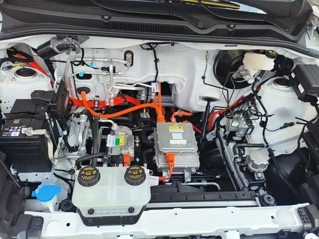 Wuling Hongguang EV — миниатюра 20