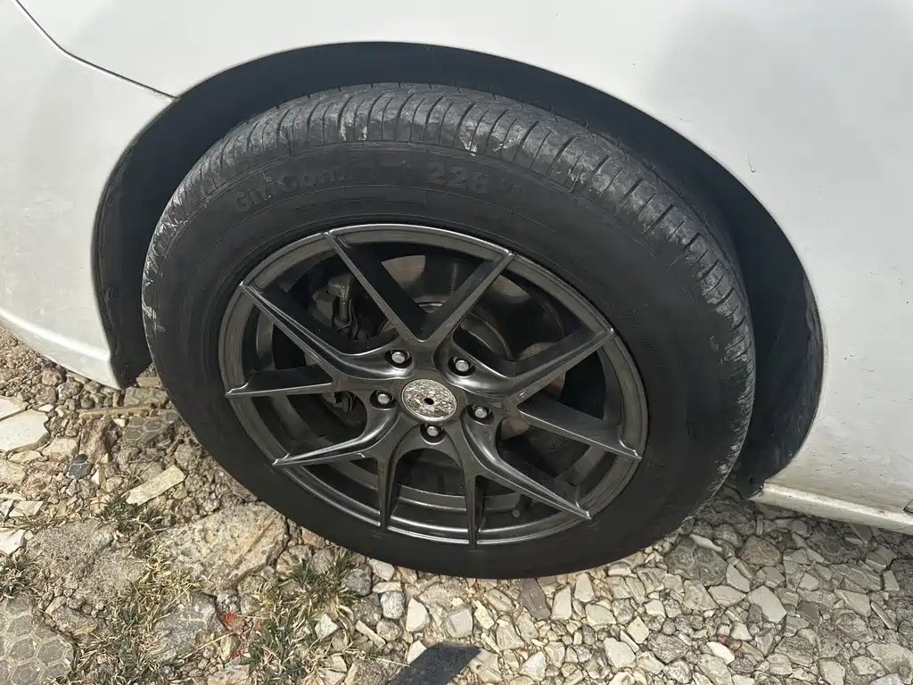 Mazda 5 — миниатюра 9