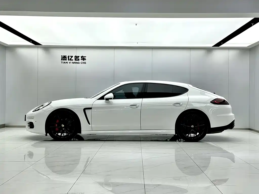 Porsche Panamera 2014 Panamera 3.0T