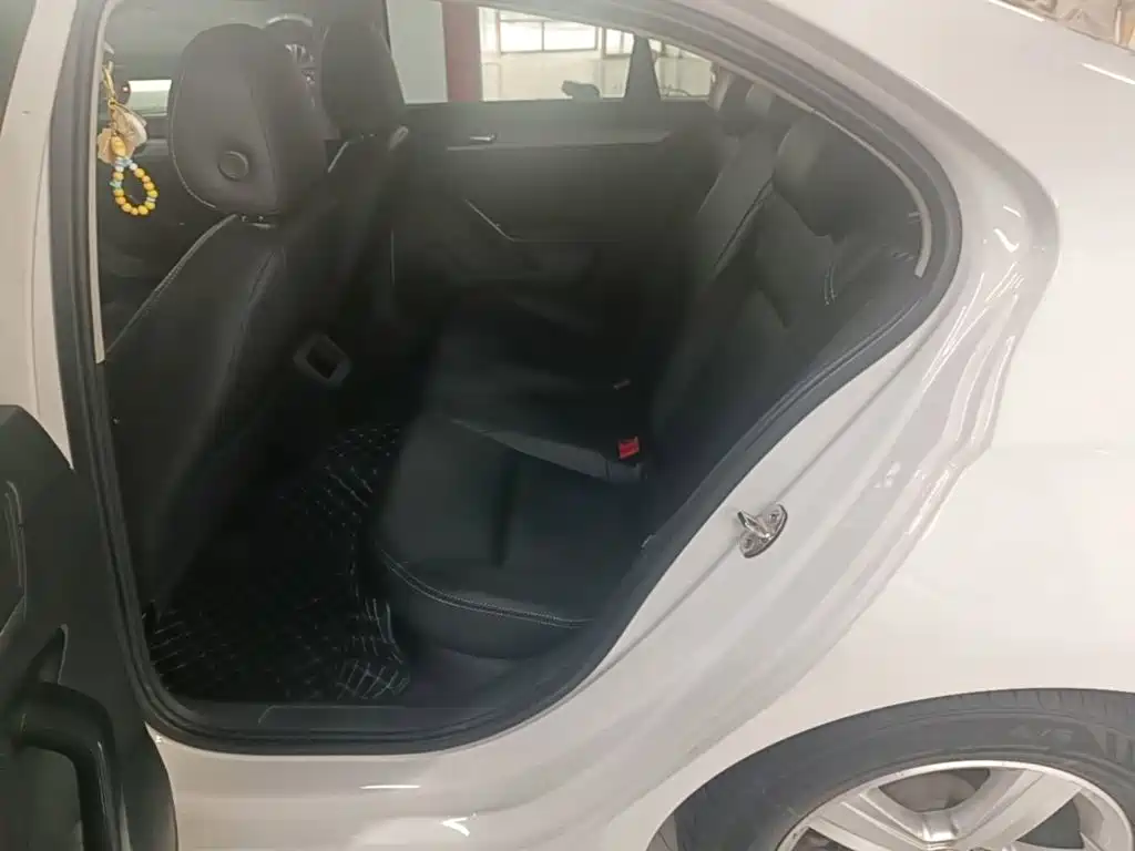 Volkswagen Lamando — миниатюра 17
