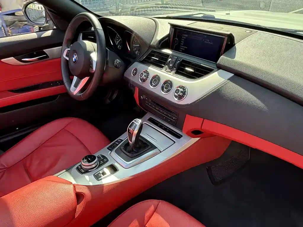 BMW Z4 — миниатюра 7