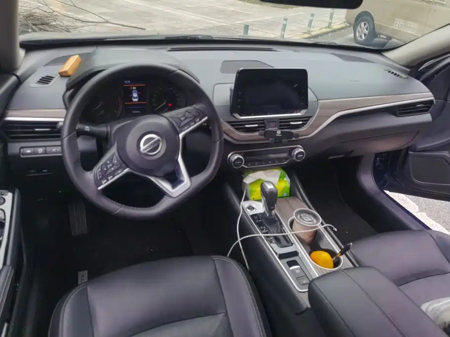 Nissan Teana — миниатюра 12