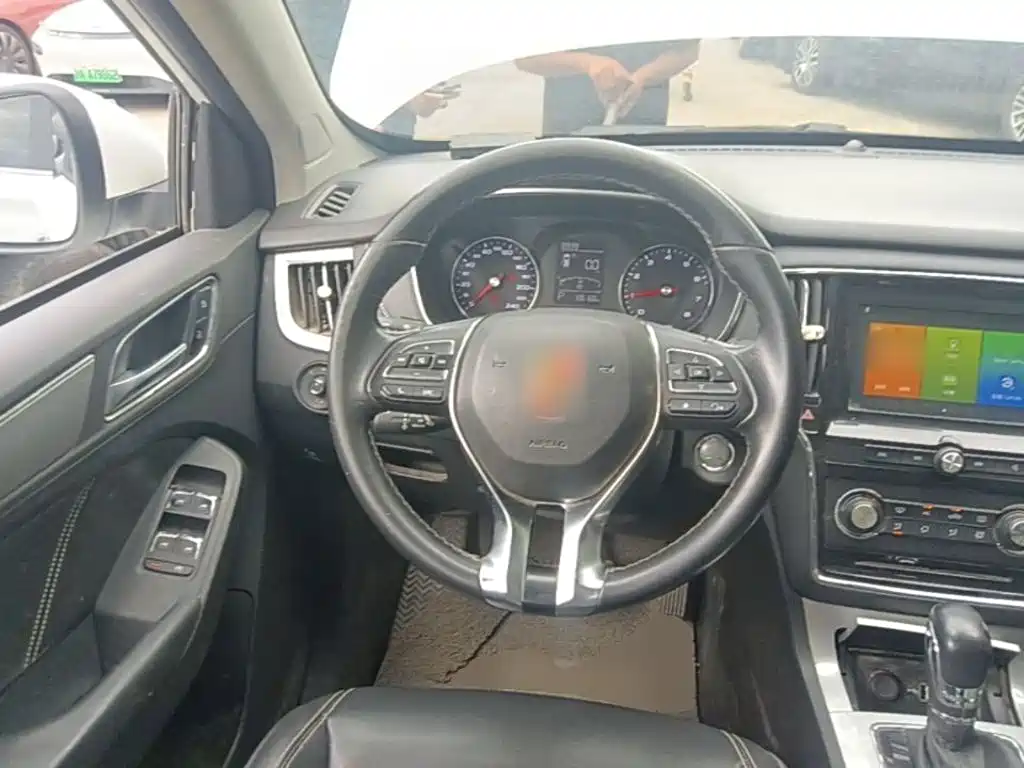 Roewe RX5 — миниатюра 15