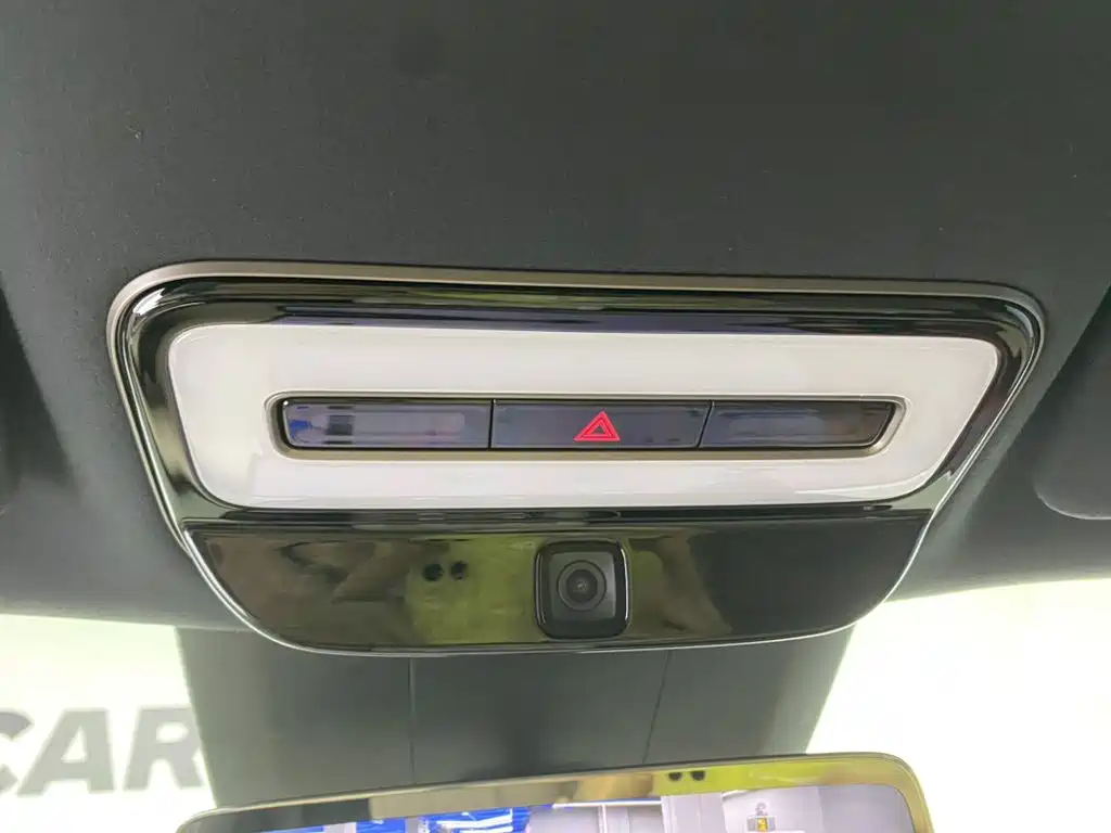 Li Auto Li L8 — миниатюра 25