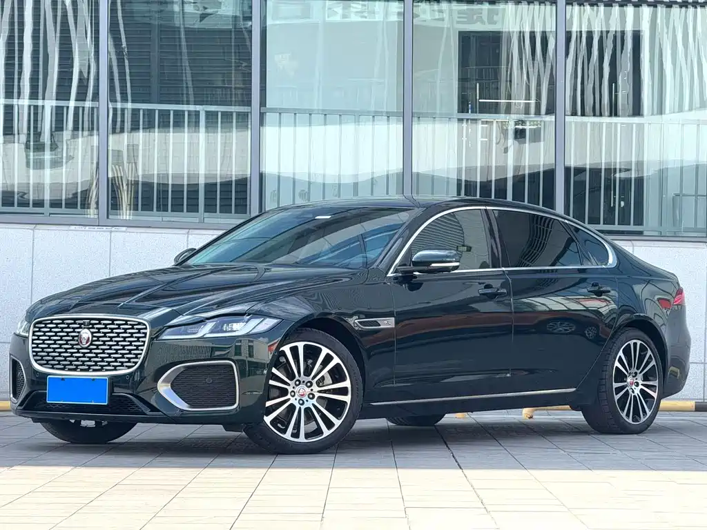 Jaguar XFL 2024 2.0T P250 2WD Premium Luxury Edition