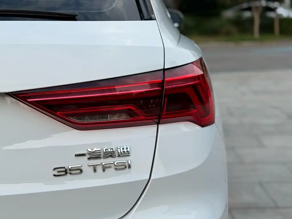 Audi Q3 — миниатюра 9