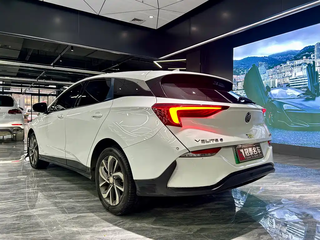 BUICK SLIGHTLY BLUE 6