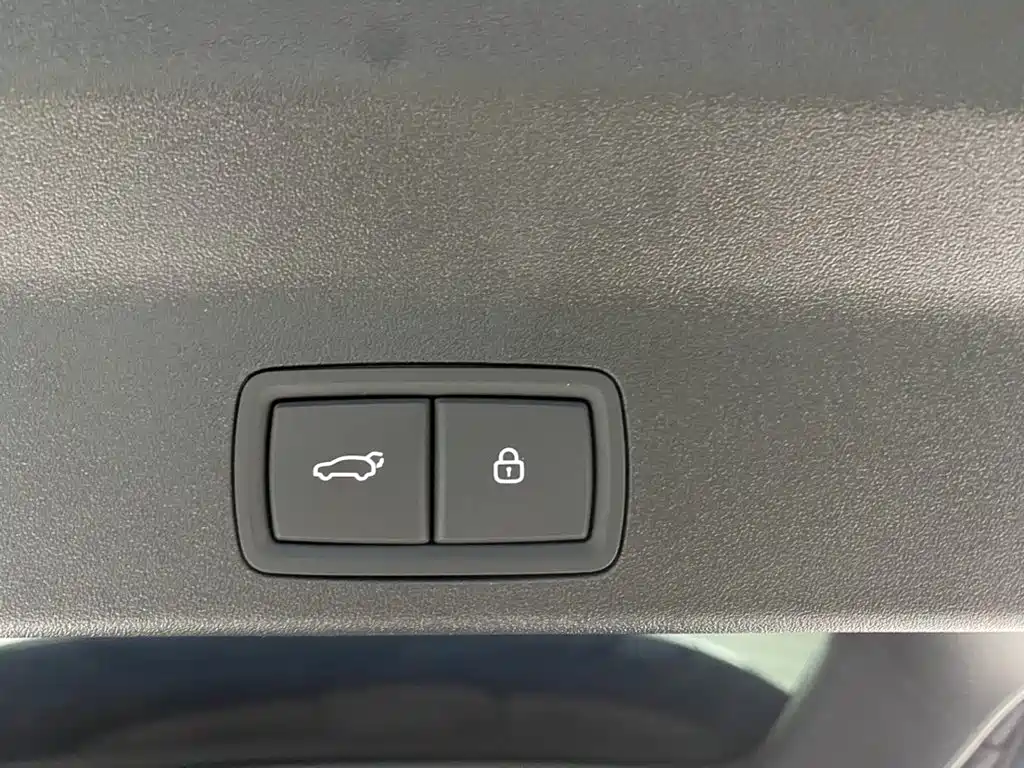 Li Auto Li L8 — миниатюра 29