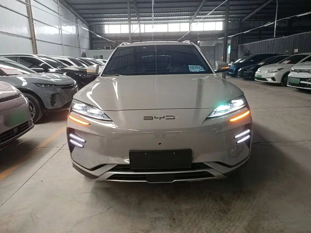 BYD PLUS New Energy — миниатюра 3