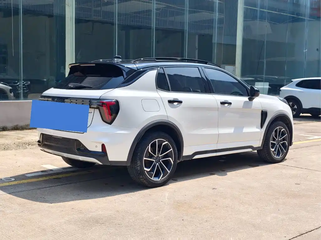 Lynk & Co 01 — миниатюра 7