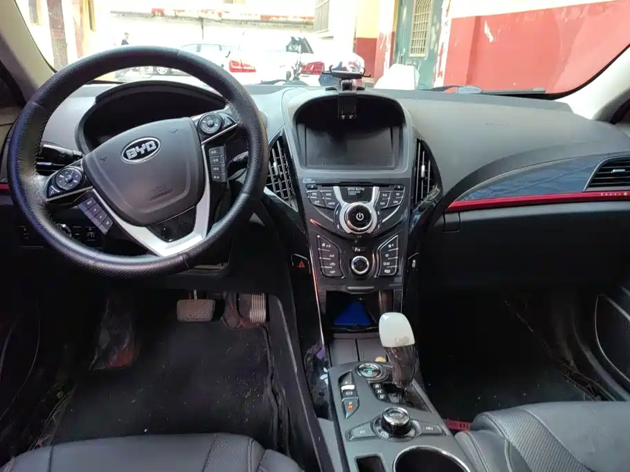 BYD Qin NEV — миниатюра 12