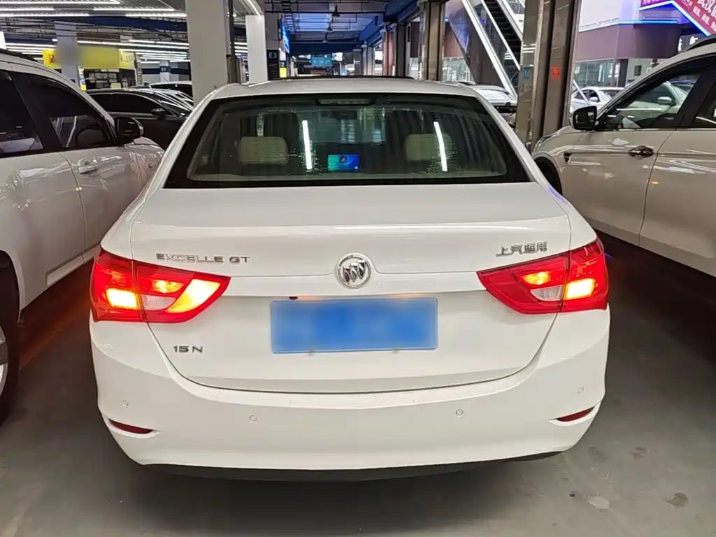 Buick Excelle — миниатюра 6
