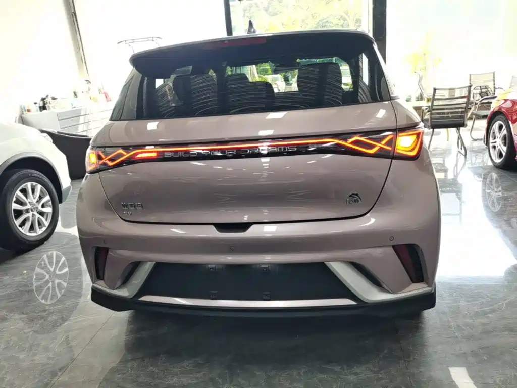 BYD Dolphin — миниатюра 6