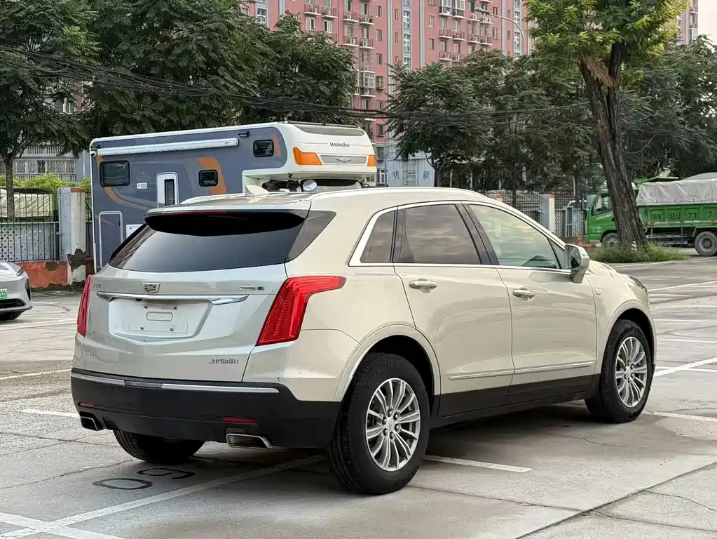 Cadillac XT5 28T 4WD Luxury Type, фото 6