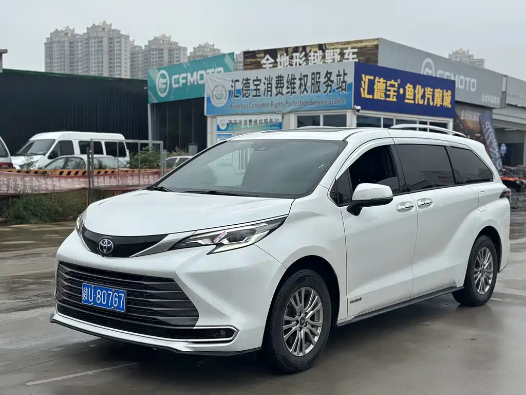 Toyota Sienna