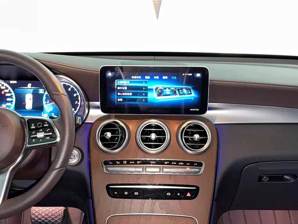 Mercedes-Benz GLC — миниатюра 15