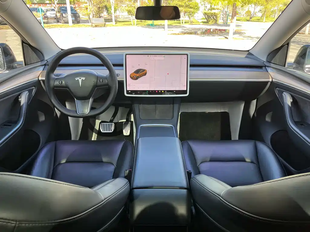 Tesla Model Y 2021 — фото 9