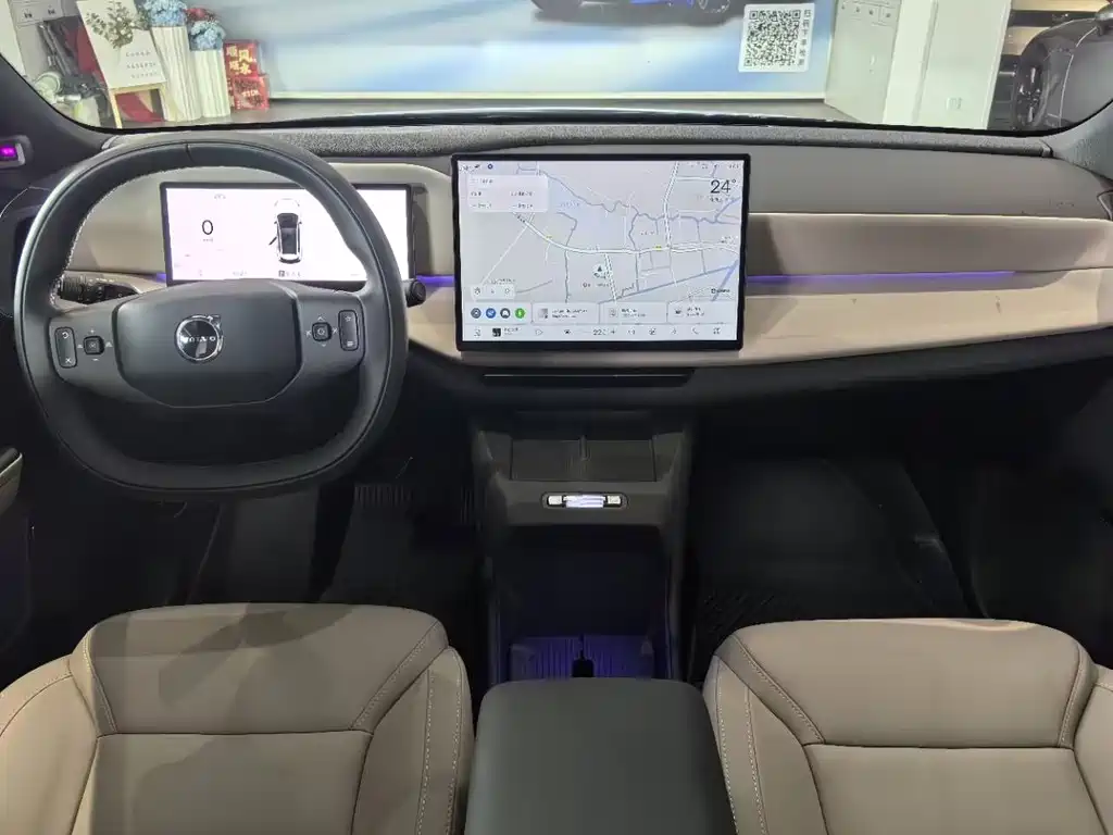 Volvo XC70 PHEV — миниатюра 5