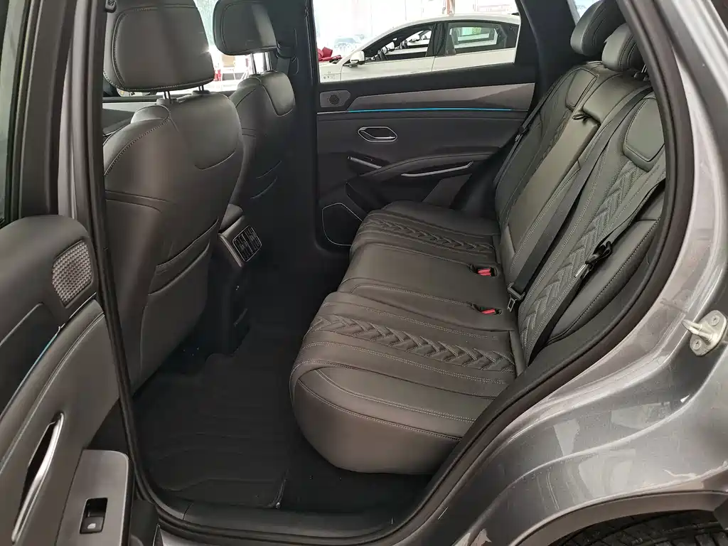 BYD L DM-i — миниатюра 11