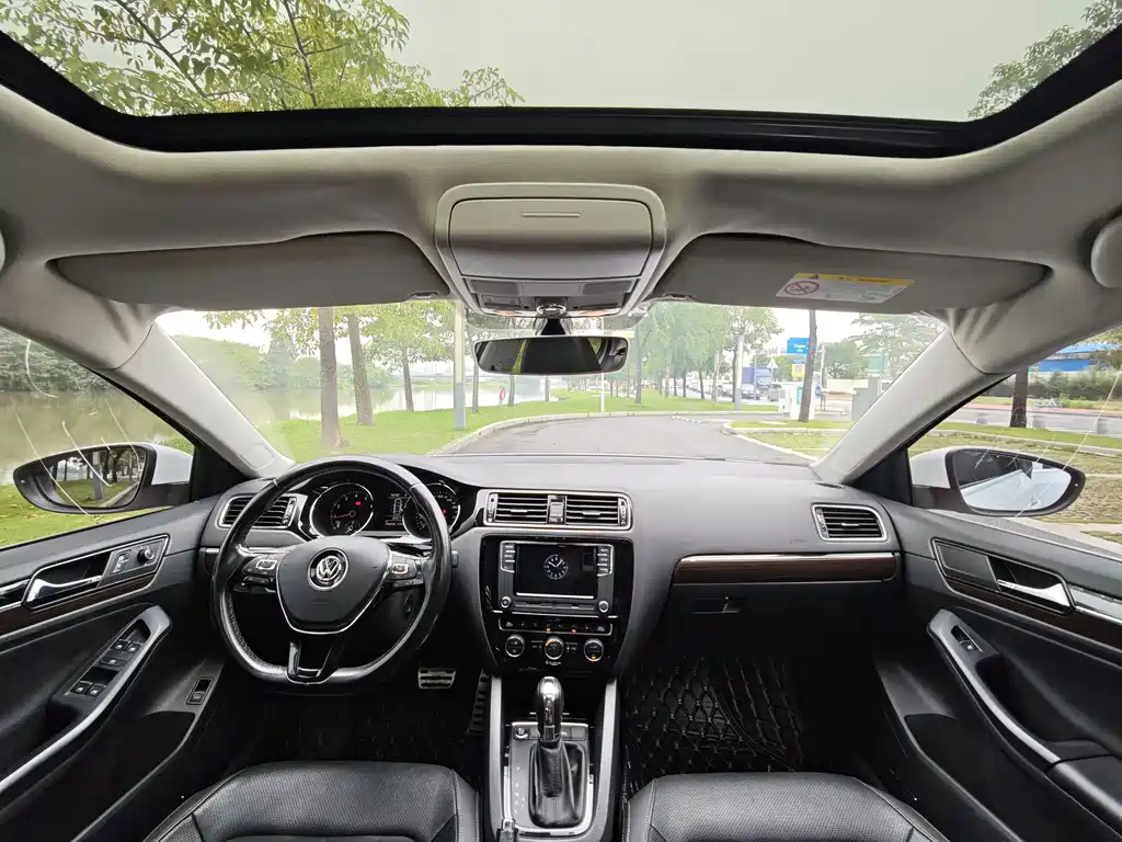 Volkswagen Sagitar — миниатюра 17