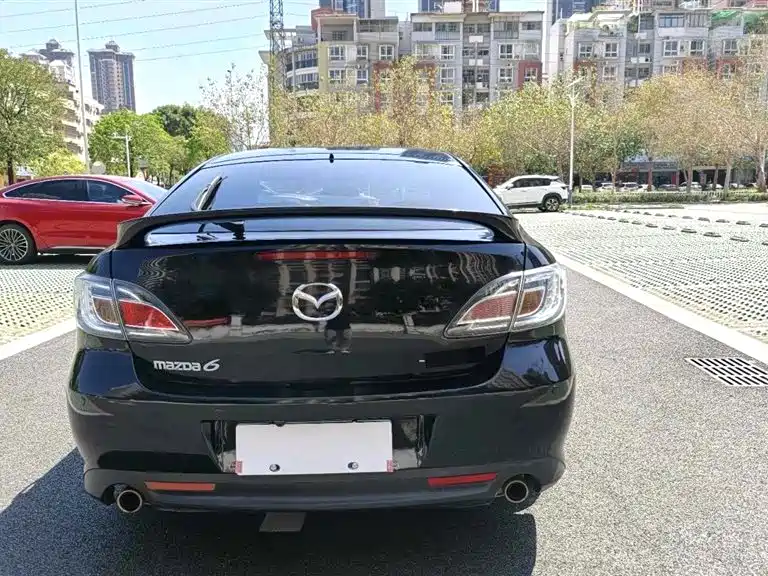 Mazda Ruiyi 2012 2.0L AT Elite