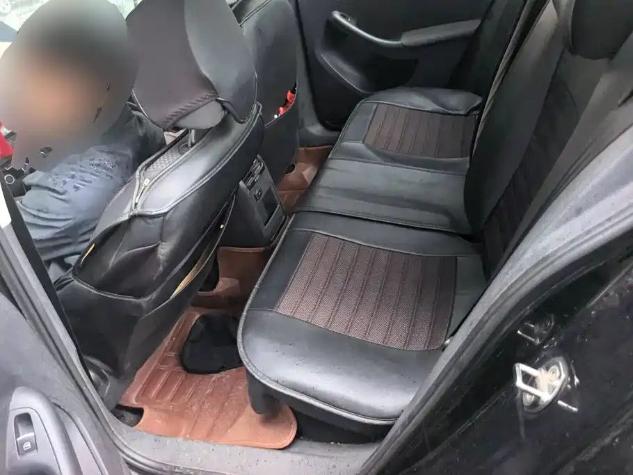 Volkswagen Sagitar — миниатюра 11