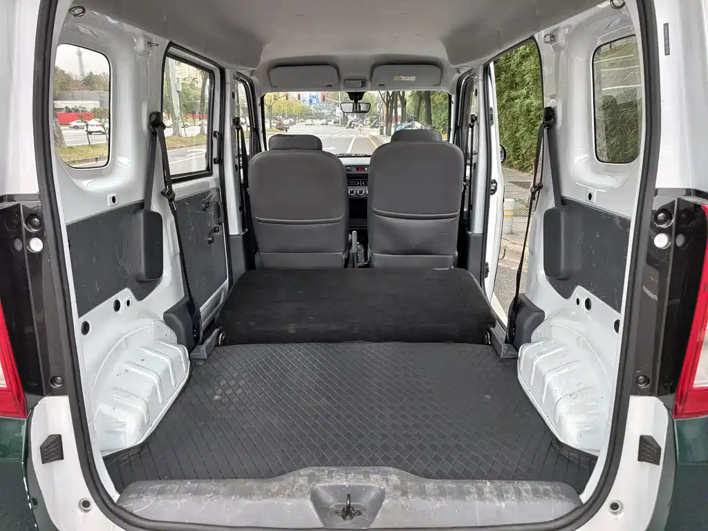 Wuling Zhiguang EV — миниатюра 18