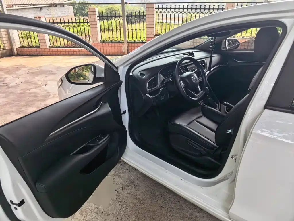 Buick Excelle — миниатюра 12
