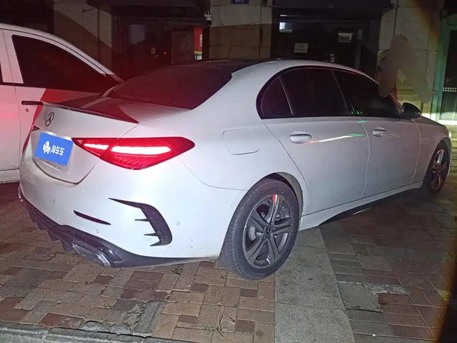 Mercedes-Benz C-Class — миниатюра 3