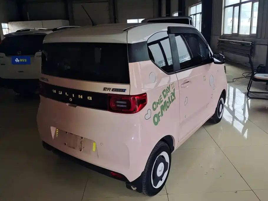 Wuling MINIEV — миниатюра 3