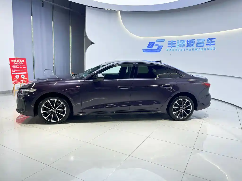 Audi A5L — миниатюра 3