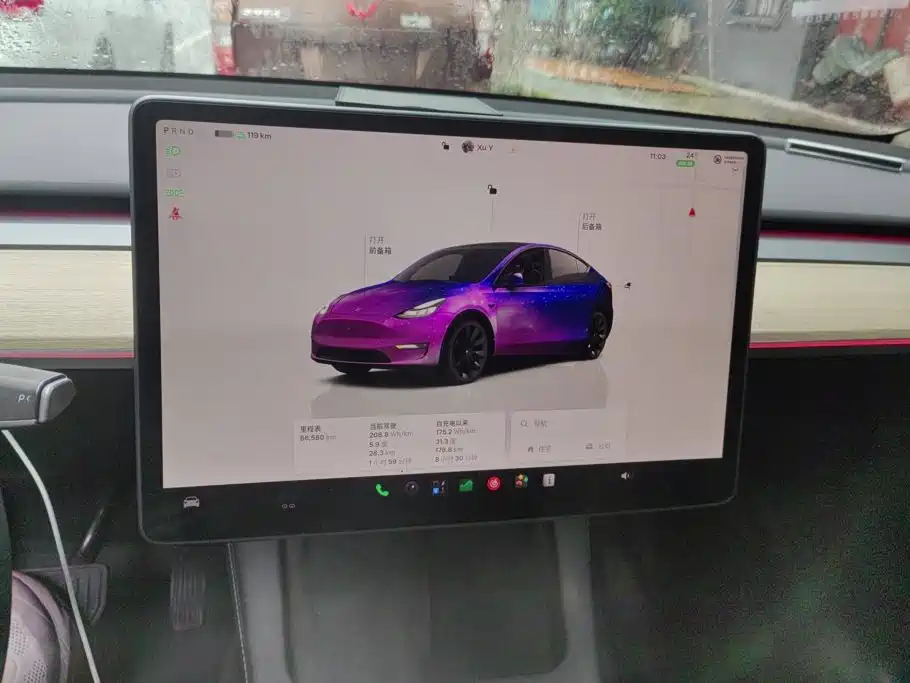 Tesla Model Y — миниатюра 14