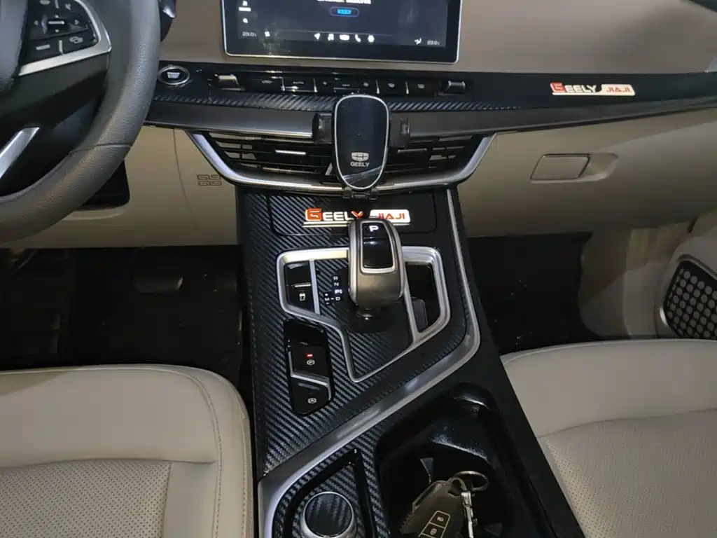 Geely Jia Ji — миниатюра 14