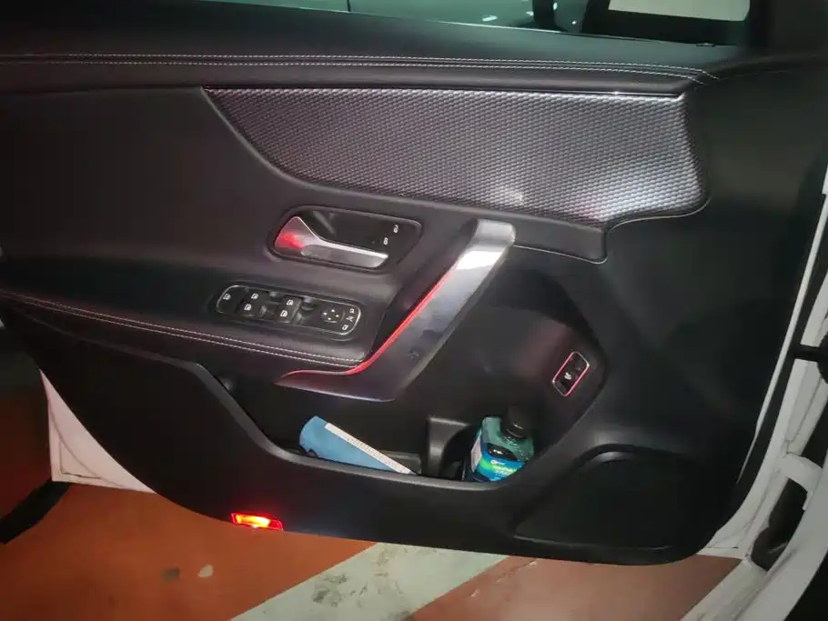 Mercedes-Benz A-Class — миниатюра 7