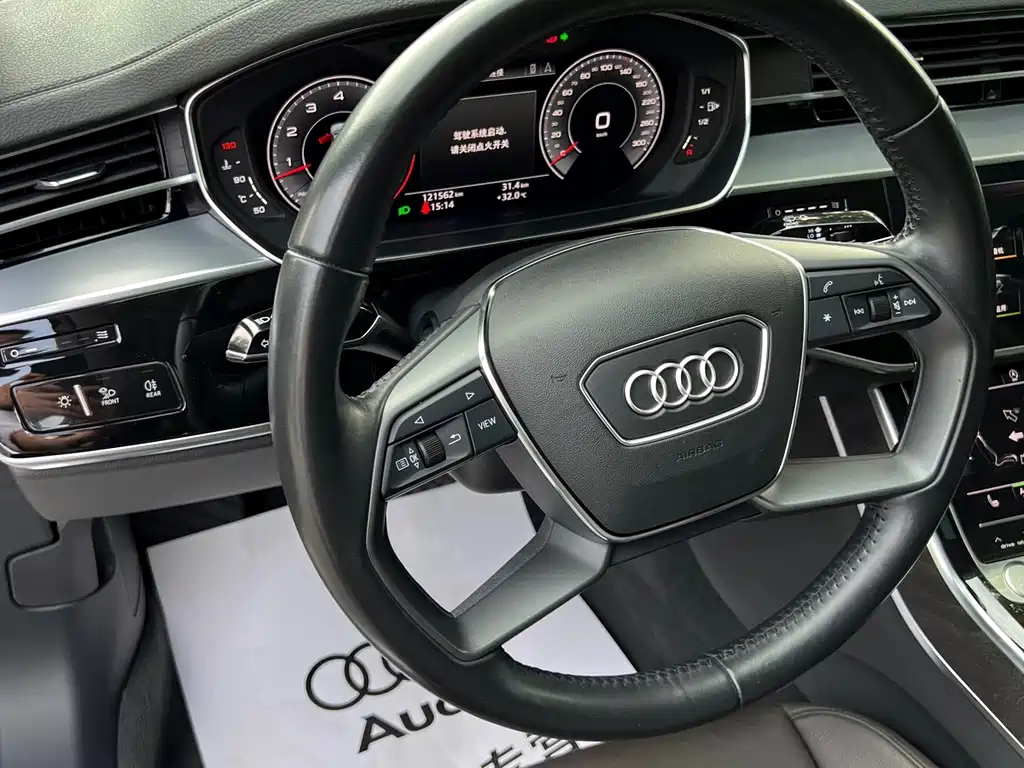 Audi A8 — миниатюра 12