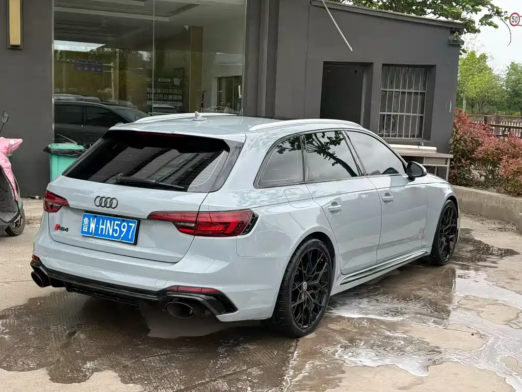 Audi RS 4 2019 RS 4 2.9T Avant