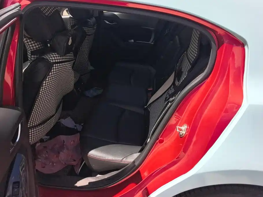 Mazda 3 Axela — миниатюра 11