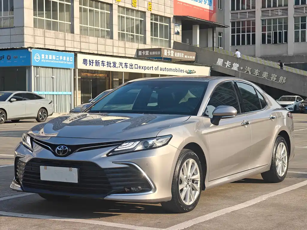 Toyota Camry 2022