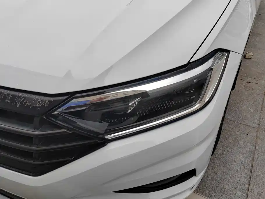 Volkswagen Sagitar — миниатюра 5