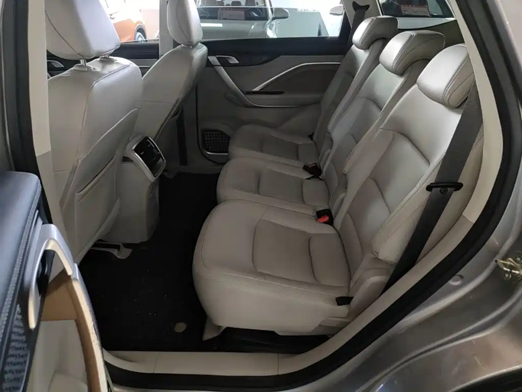 Geely Jia Ji — миниатюра 17