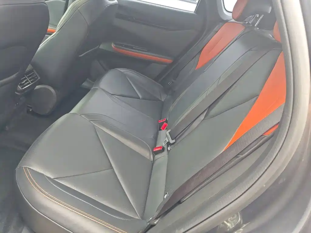Changan UNI-V iDD — миниатюра 17