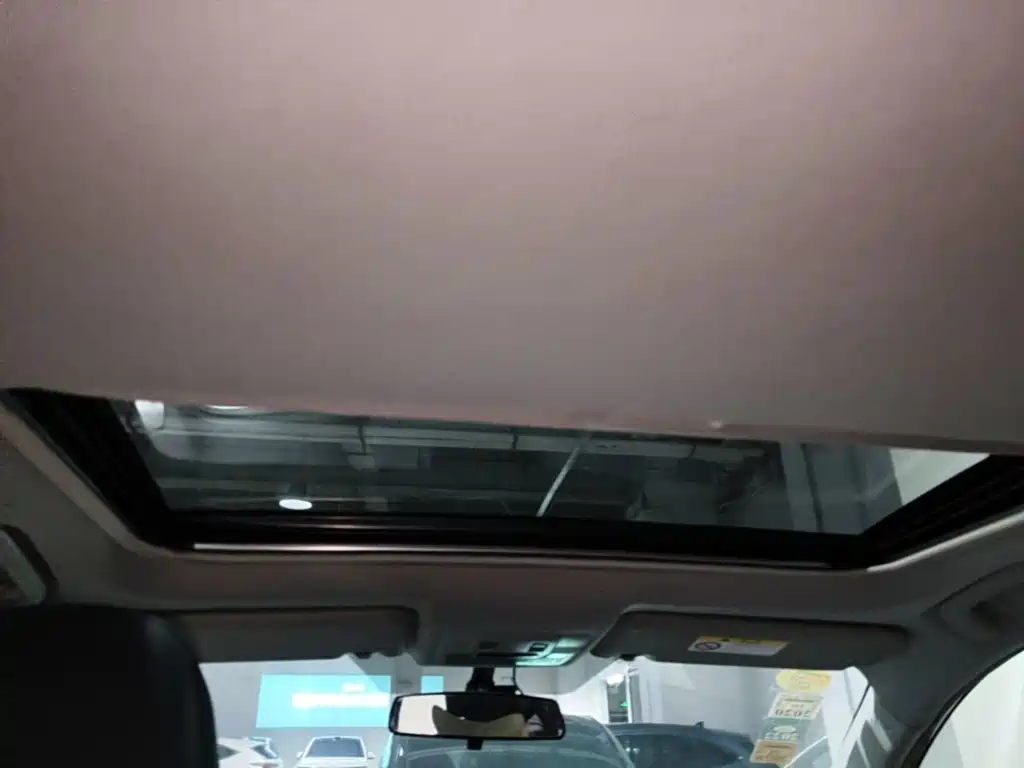 Toyota RAV4 — миниатюра 18