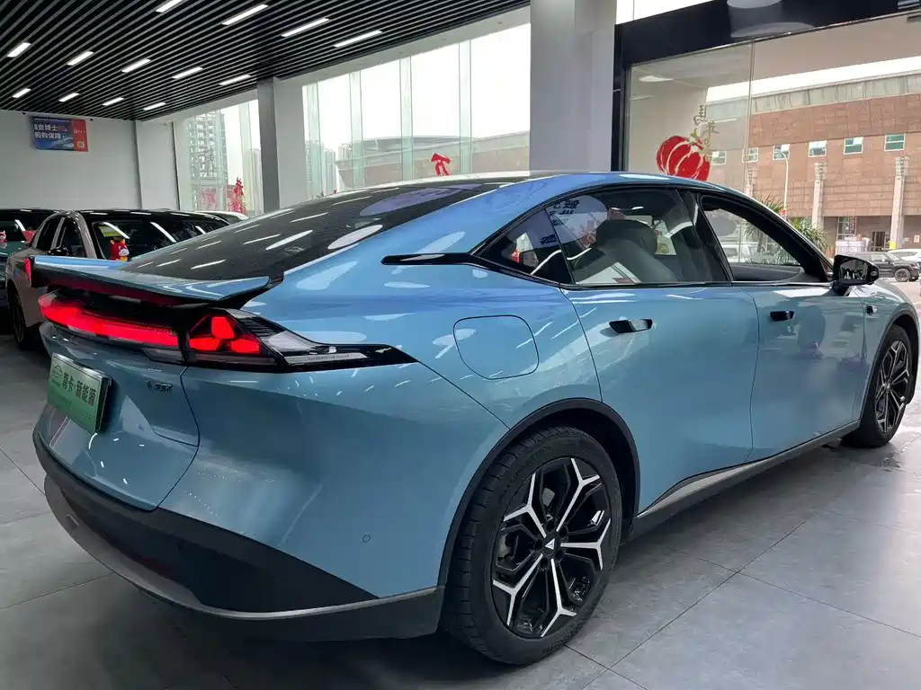 Changan Deepal DARK BLUE L07