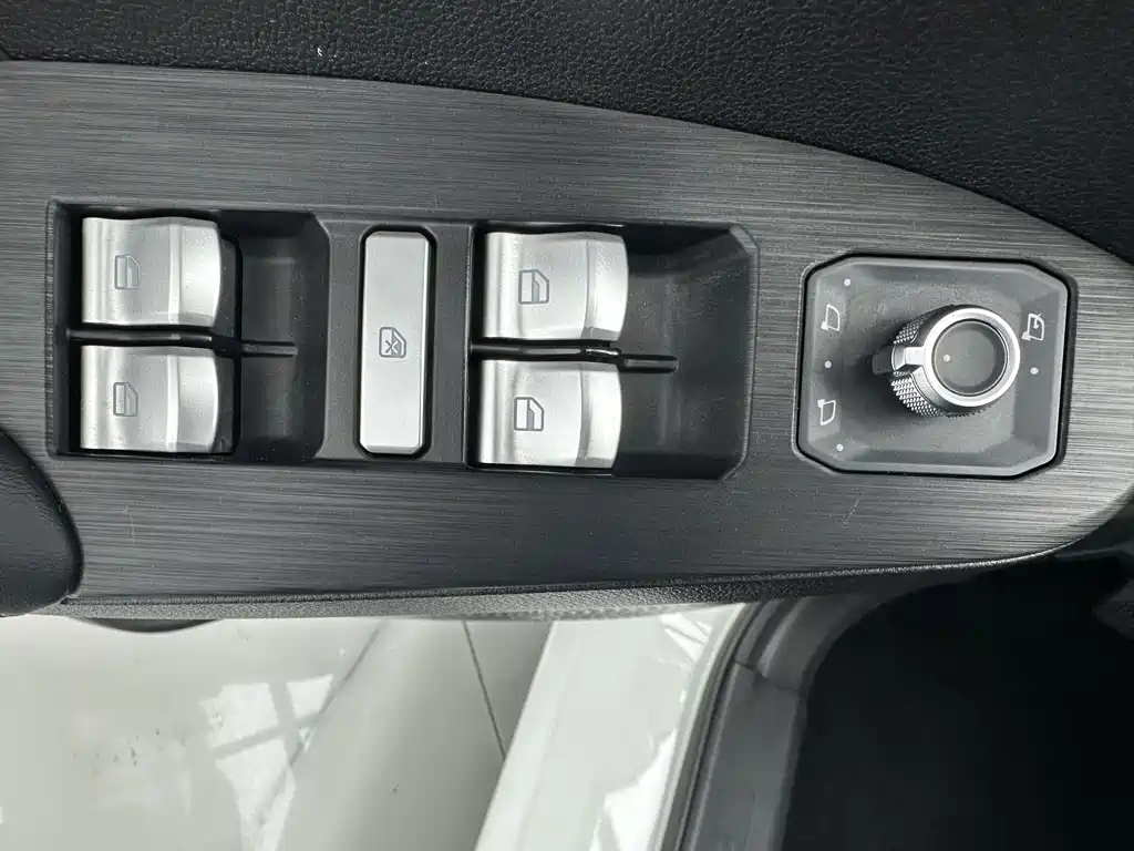 Haval Chulian — миниатюра 10