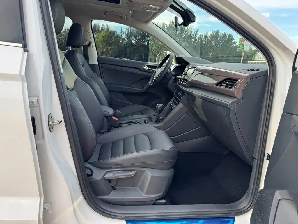 Volkswagen Tharu — миниатюра 8